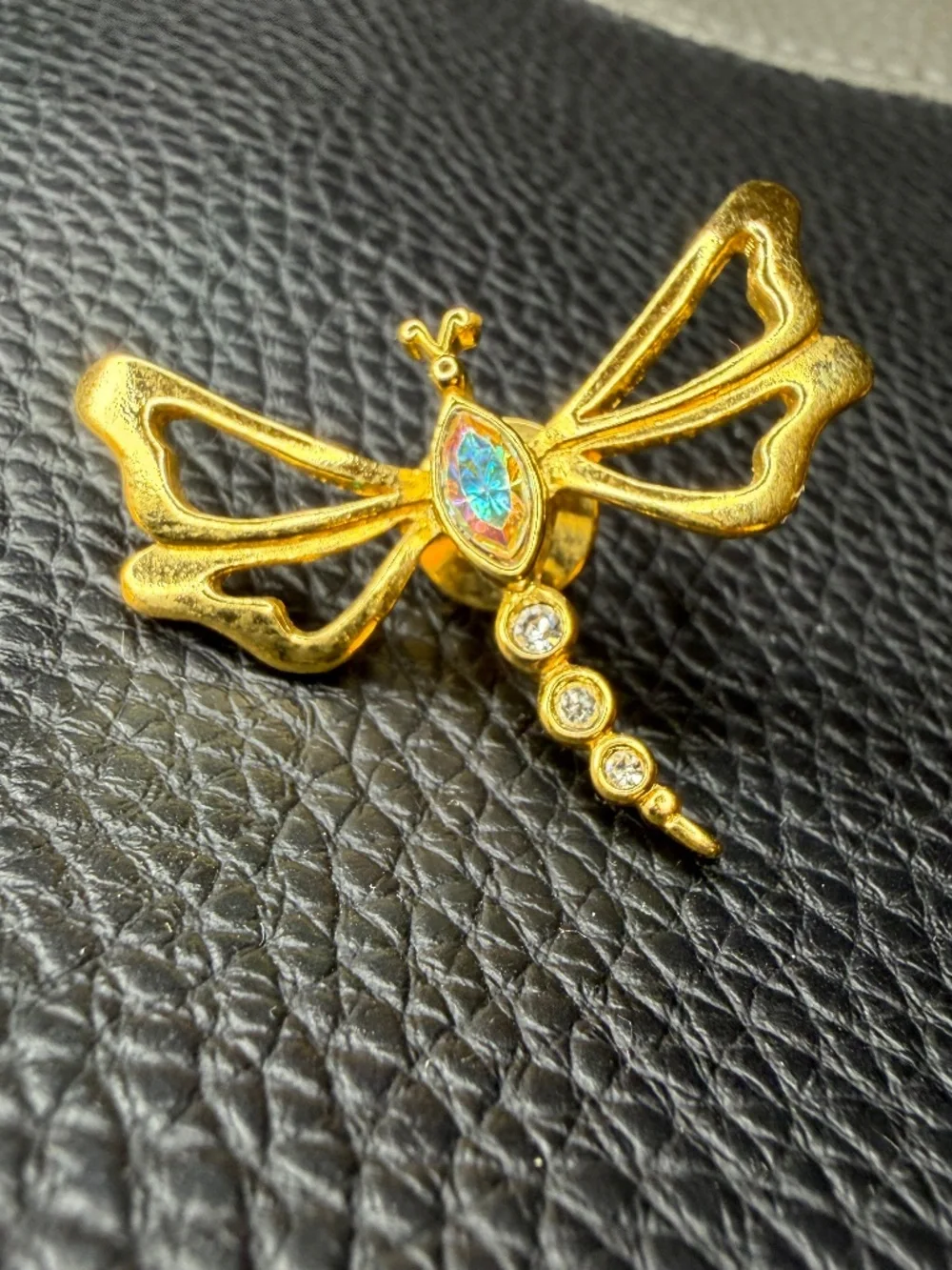 Vintage Gold Tone Avon Dragonfly Aurora Borealis Crystal Brooch Signed Pin 1.5